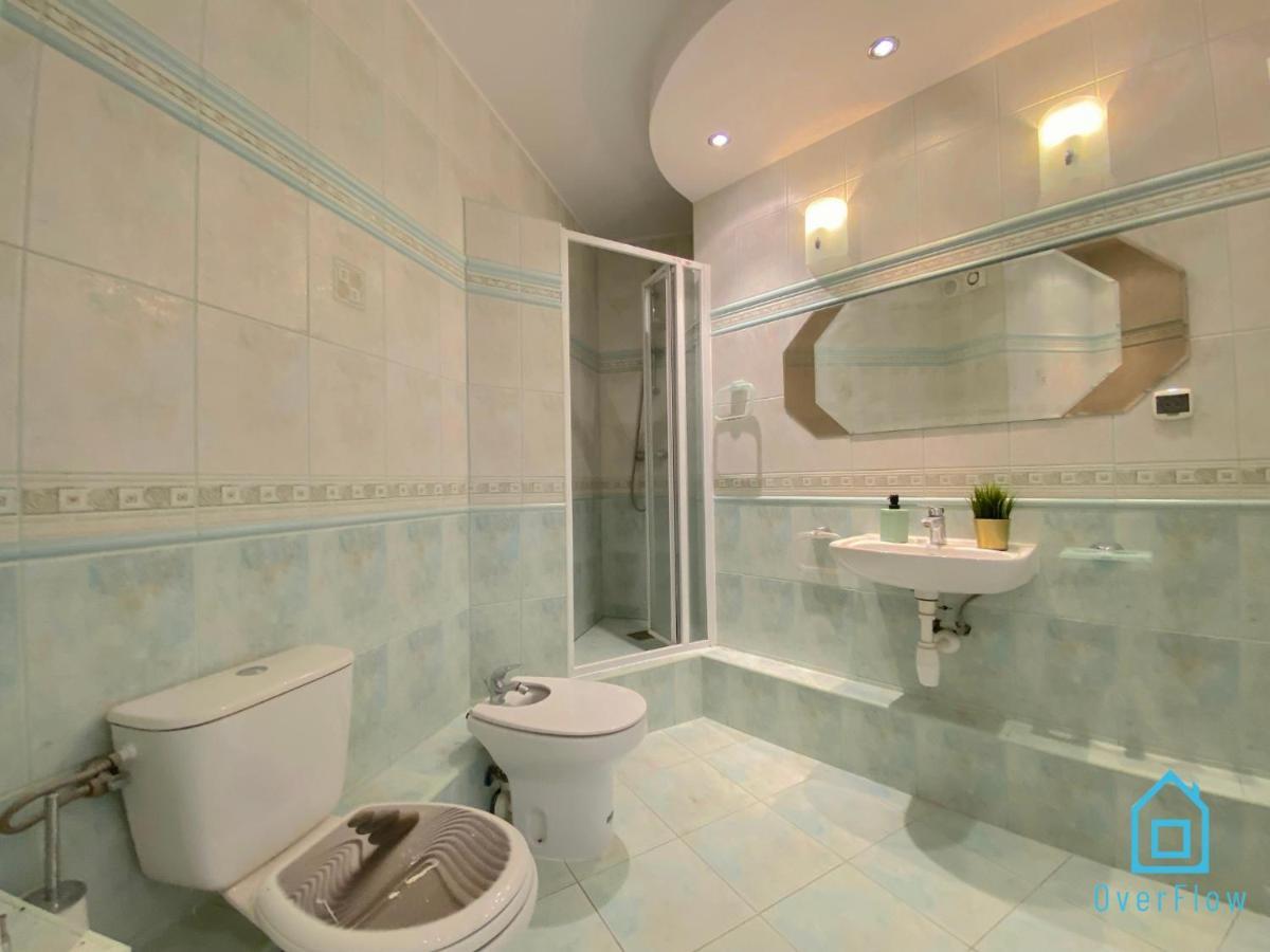 Teddy Bear Room Гданьск Экстерьер фото